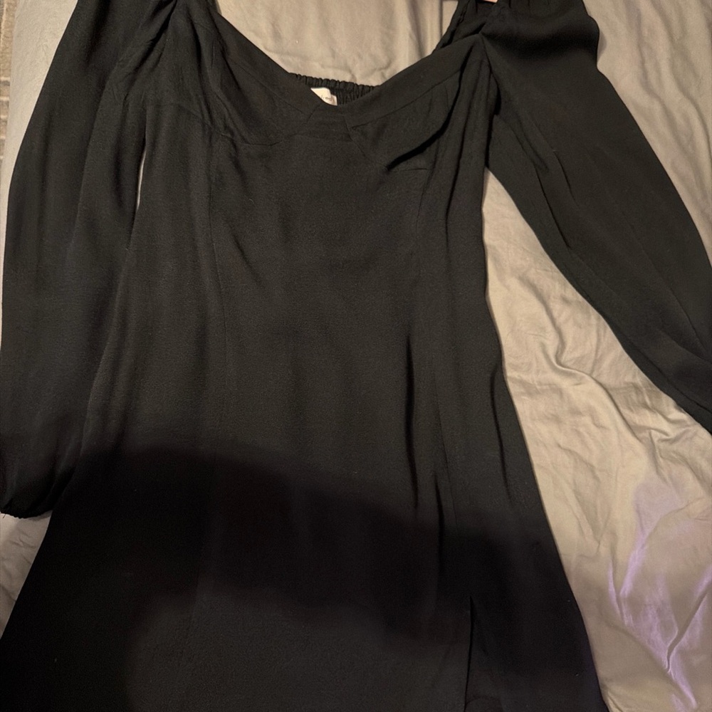 Wilfred Aritzia Black dress
